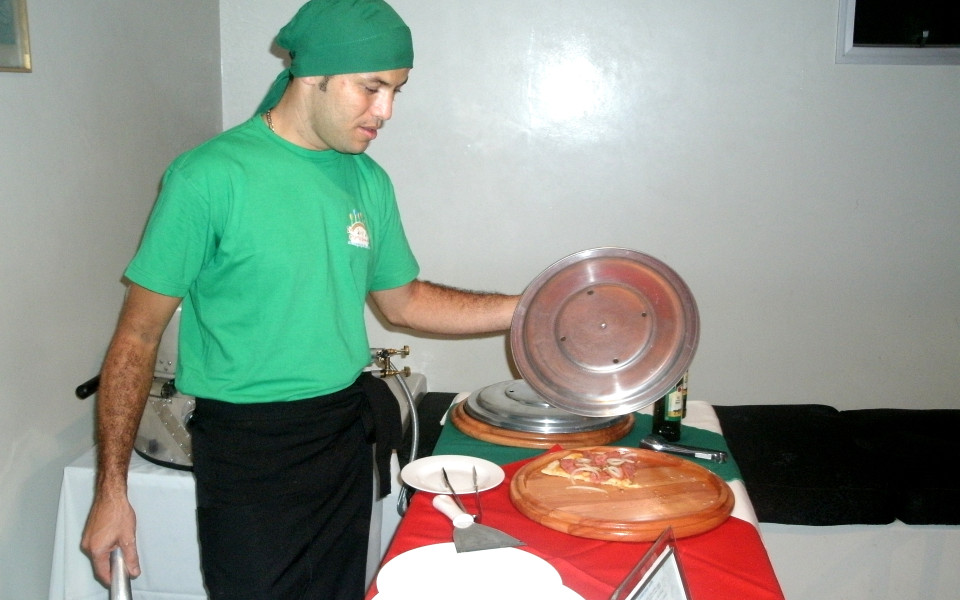 Buffet de Pizza em Domicílio | Vem que é Festa